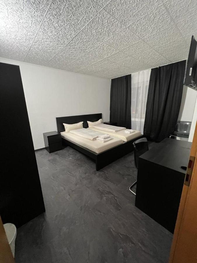 Hotel Duemptener Hof มึลไฮม์ อันแดร์ รัวร์ ภายนอก รูปภาพ