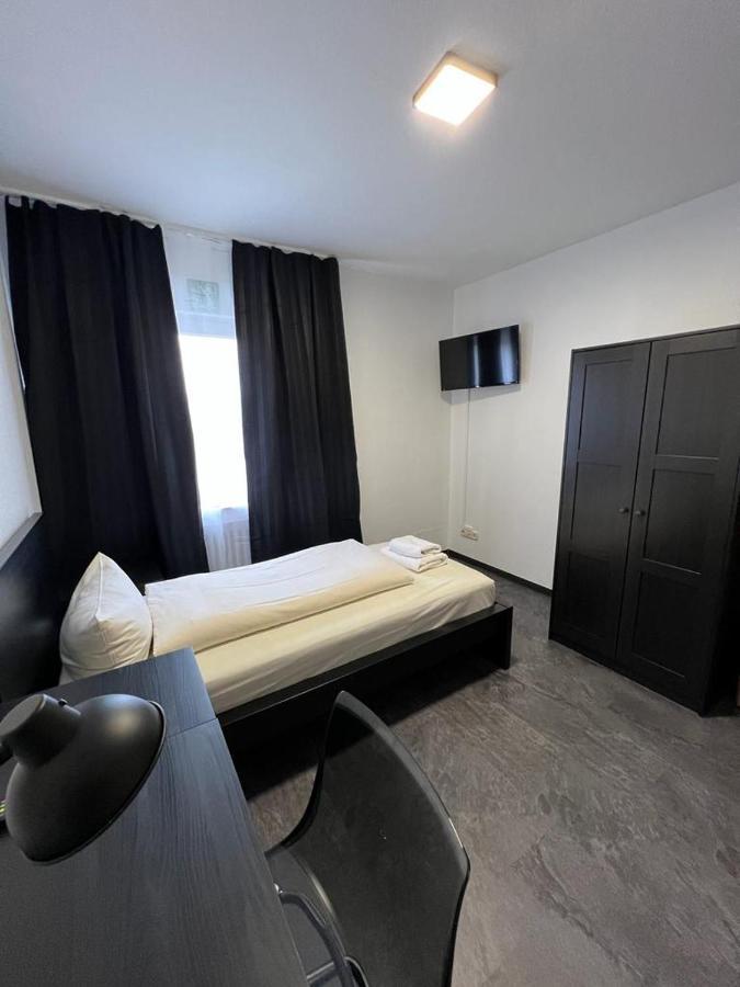 Hotel Duemptener Hof มึลไฮม์ อันแดร์ รัวร์ ภายนอก รูปภาพ