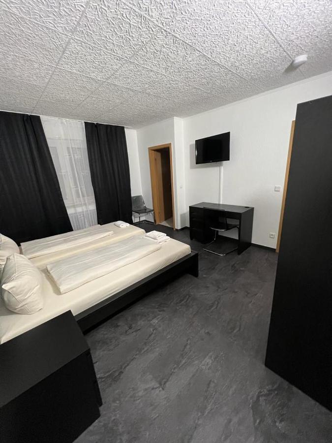 Hotel Duemptener Hof มึลไฮม์ อันแดร์ รัวร์ ภายนอก รูปภาพ