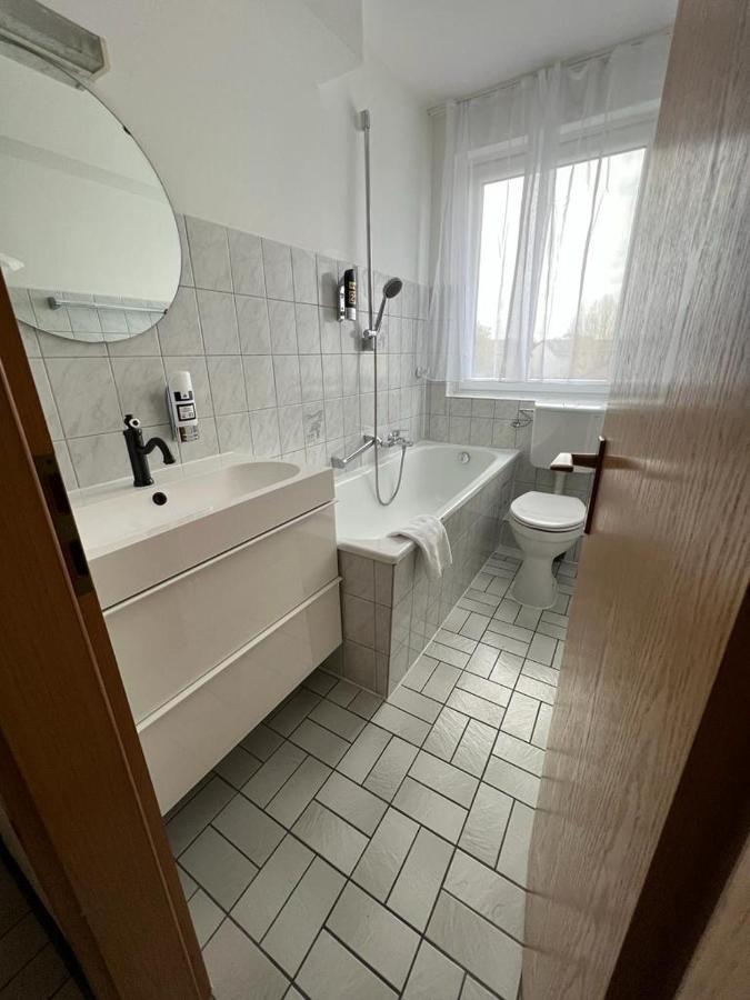 Hotel Duemptener Hof มึลไฮม์ อันแดร์ รัวร์ ภายนอก รูปภาพ